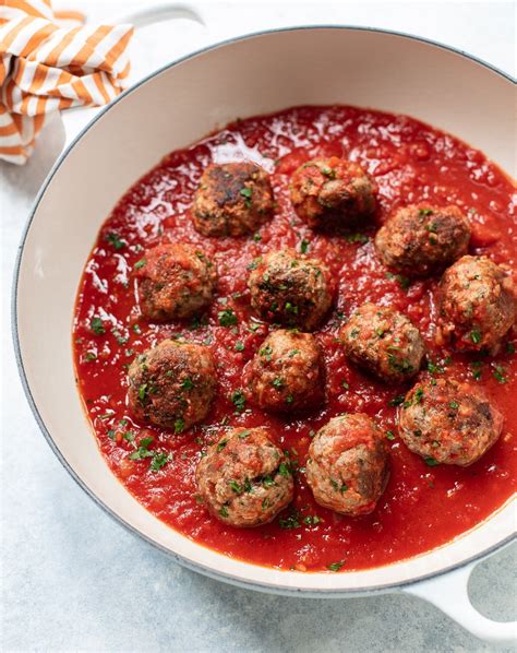 Discover the Timeless Recipe for Authentic Italian Meatballs