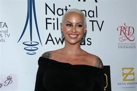 Discovering her Passion: How Amber Rose Entered the Entertainment Industry