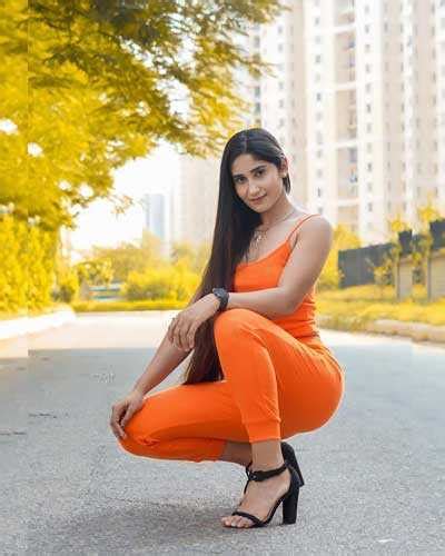 Discovering the Enigmatic Traits of Priyanka Padaya: Age, Height, and Figure