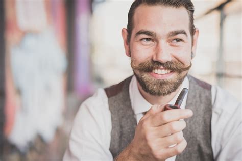 Discovering the Pleasure of Enjoying Pipes: Unveiling the Craft of Pipe Smoking