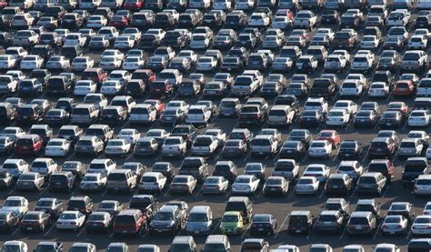 Ditch the Stress: Tips for Spotting Your Vehicle in a Jam-Packed Area