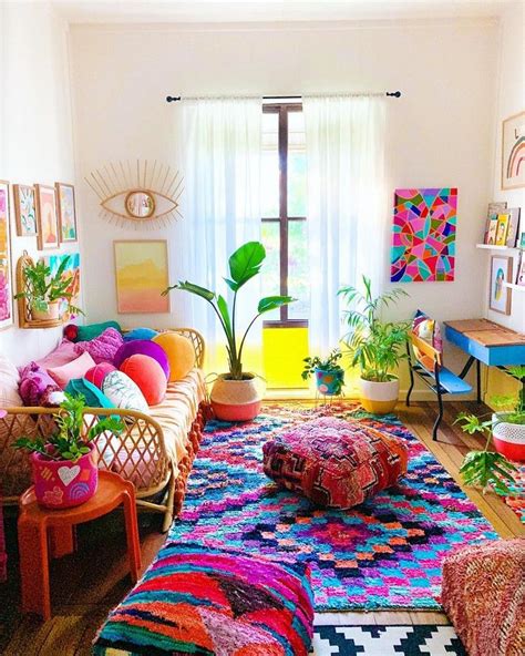 Dreaming in Colors: The Allure of Vibrant Homes