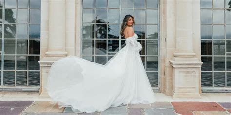 Dress to Impress: Discovering the Wedding Gown of Your Dreams