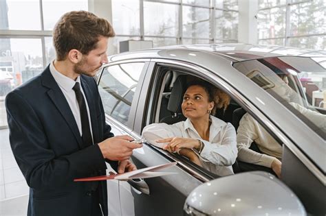 Efficient Strategies for Saving Money to Purchase a Brand-New Vehicle