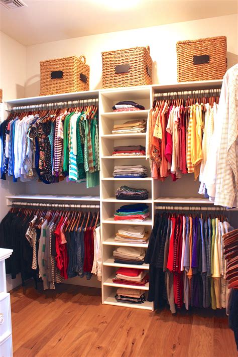 Efficiently Organize Your Closet: Strategies for Tidiness