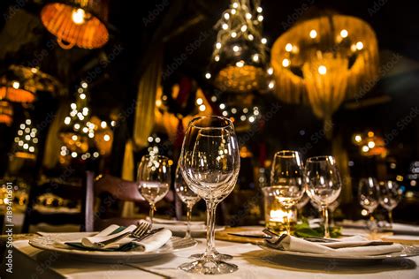 Elevating the Ambiance: Unlocking the Secrets of Creating a Magical Dinner Table Setting