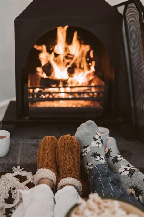 Embracing Hygge: Cultivating Coziness with Blankets in Daily Life