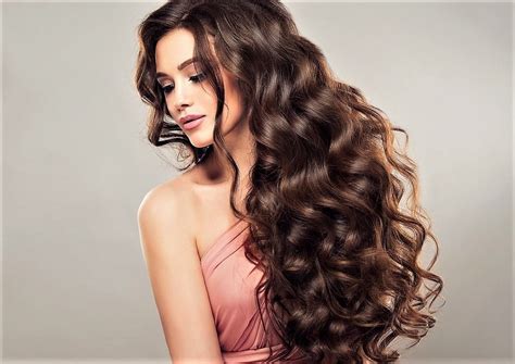 Enhancing Your Curls: Tips for Optimal Bounce and Shape