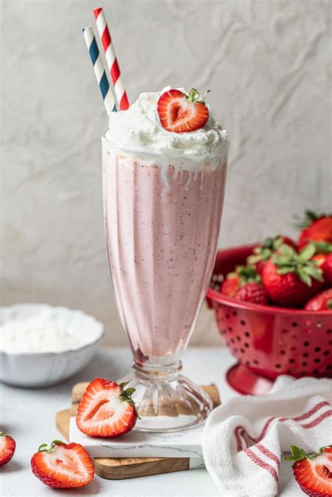 Enjoying Your Delightful Strawberry Milkshake: Tips for Serving and Presentation