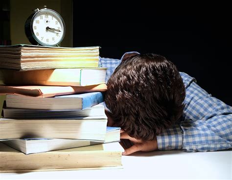 Examining the Connection between Test Anxiety and Dreaming about Exams