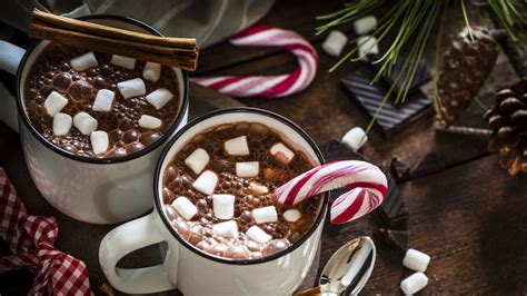 Experimenting with Flavors: Elevating Your Hot Chocolate Experience