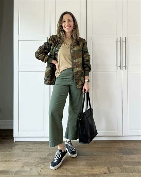 Explore Different Ways to Style Your Green Outfits