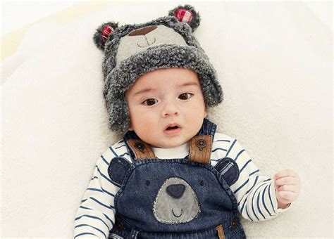 Exploring Different Styles and Trends in Infant Attire