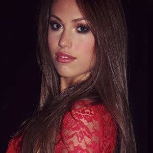 Exploring Jess Greenberg's Age and Height