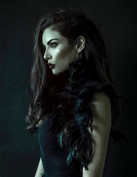 Exploring Leeanna Vamp's Early Life and Background