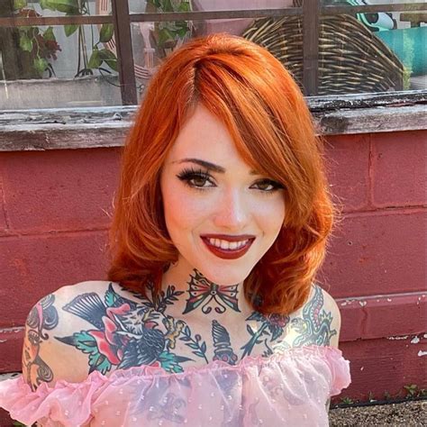 Exploring Saiylor Suicide's Unique Figure and Height