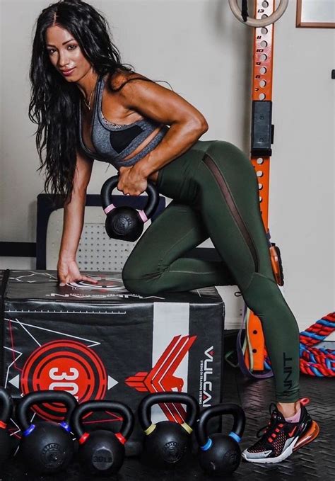 Exploring Sasha Woodyhaven's Physique and Fitness Secrets