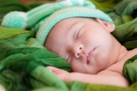 Exploring the Emotional Connections in Dreams of a Newborn Baby Girl