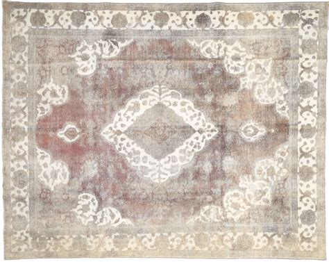 Exploring the Fascinating Legacy of Vintage Carpets