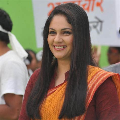 Exploring the Financial Achievements of Gracy Singh