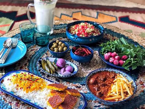 Exploring the Intricacies of Persian Cuisine and Delicacies