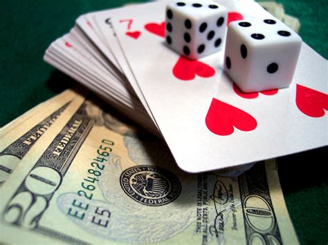 Exploring the Symbolism of Gambling in Dream Interpretation