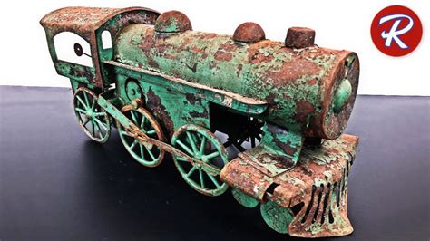 Exploring the World of Vintage Toy Trains: The Art of Collecting and Restoring