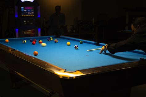 Factors to Consider When Purchasing a Billiard Table