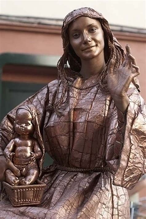 Famous Living Statues Around the Globe