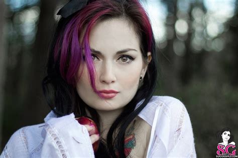 Fernanda Suicide: A Life in Pictures