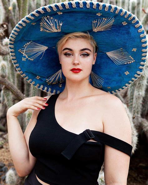 Financial Status of Stefania Ferrario