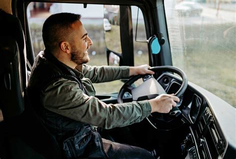 Finding Employment in the Trucking Industry