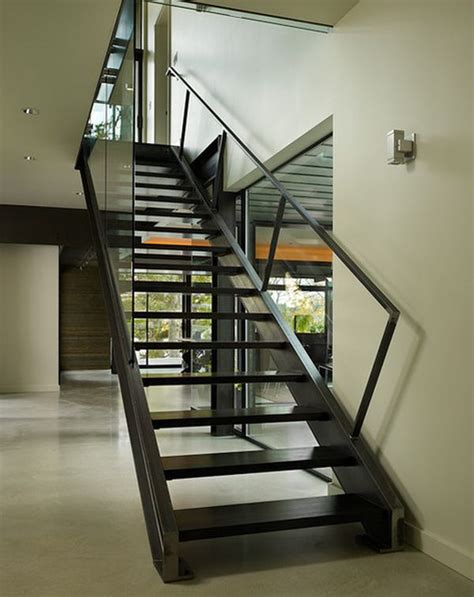 Finding Inspiration: Exploring Exquisite Designs of Metal Staircases