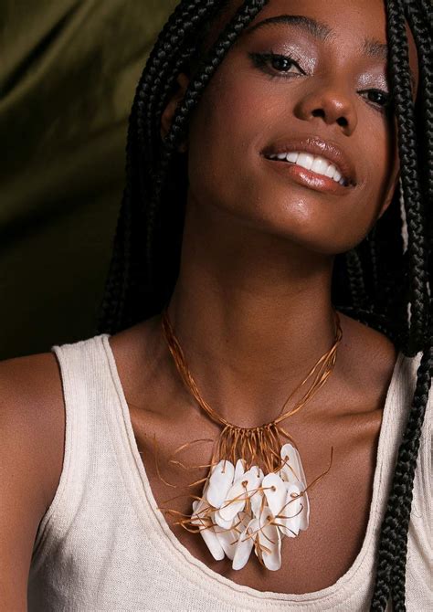 From Accessory to Art: Celebrating the Craftsmanship and Beauty of Necklaces