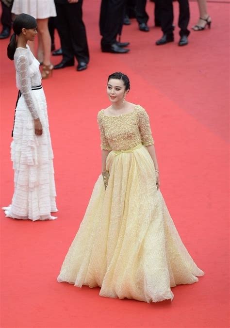 From Fairytale Princess to Red Carpet Diva: Yellow Gowns for Different Event Themes