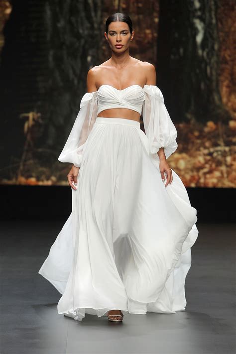 From Runway to Aisle: Bridal Fashion Trends for the Modern Bride