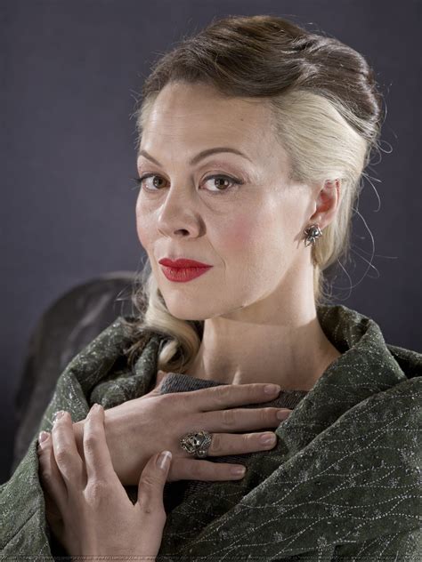 Goddess Narcissa's Enduring Popularity: An Ageless Beauty