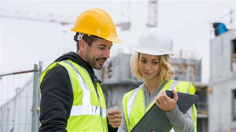 Hiring the Right Team: Contractors, Architects, and Project Managers