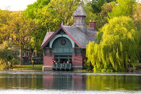 Historic Charm: Discovering the Architectural Marvels and Iconic Landmarks of Wilmington