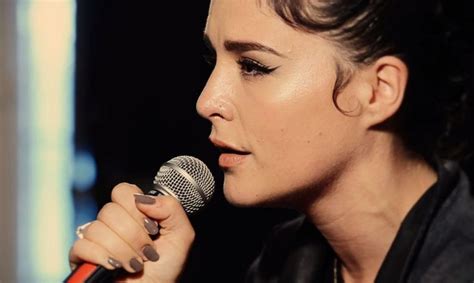 Hitting the High Notes: Jessie Ware's Vocal Range and Musical Versatility