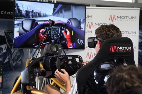 Immerse Yourself in the Virtual Reality of High-Speed Car Racing in Your Fantasies