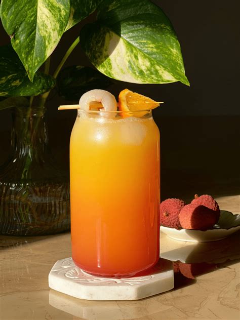 Indulge in Exquisite Lychee Cocktails and Mocktails