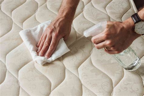 Keeping Your Mattress Clean and Fresh: The Importance of Regular Cleaning