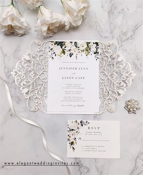 Keeping it Classy: Elegant and Timeless Designs for Wedding Invitations