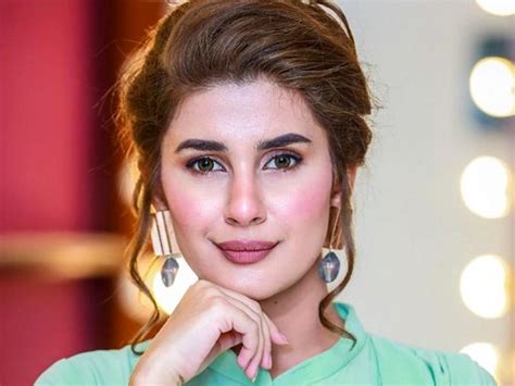 Kubra Khan: A Rising Star in the Acting Industry