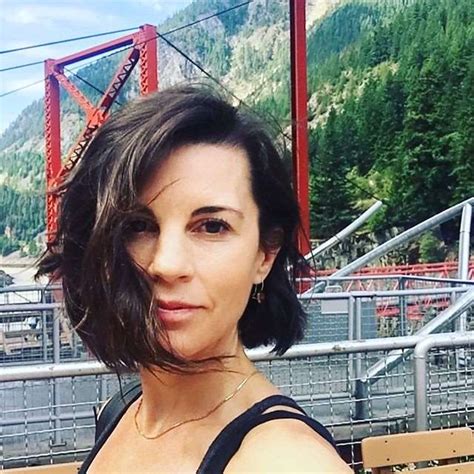 Leah Cairns: Age and Personal Life