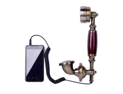 Learning from History: Discovering the Lessons of Vintage Mobile Devices