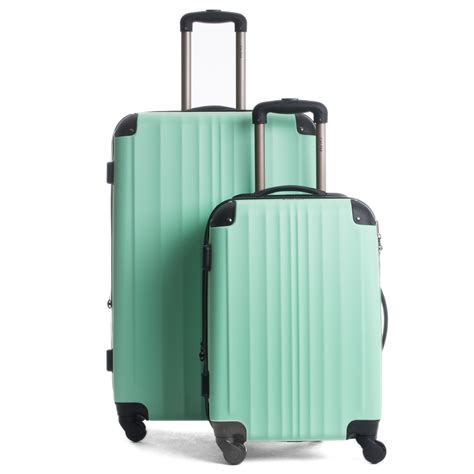 Lightweight and Durable: Exploring the Best Materials for Luggage