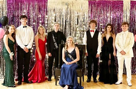 Manifesting Your Aspiration to be Crowned as Prom Royalty