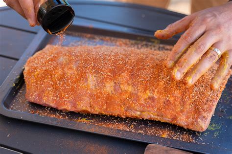 Marinating vs. Dry Rubbing: Which is the Best Approach?